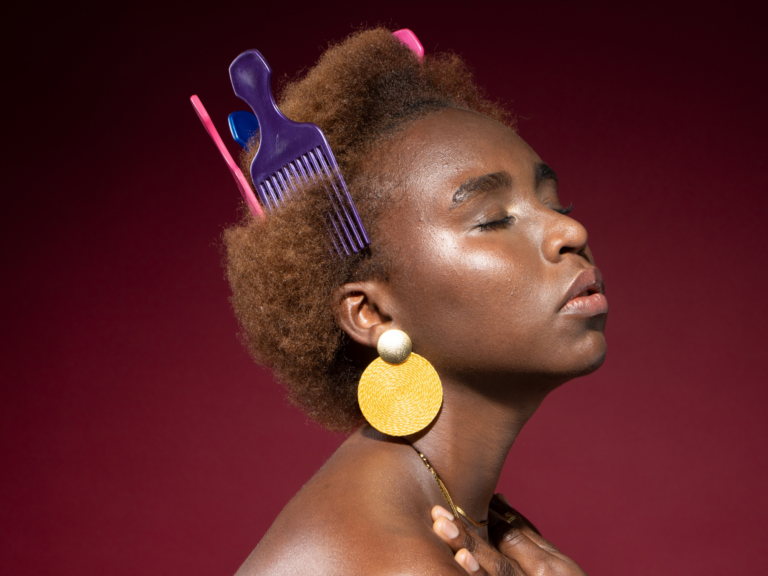 TOP STYLING COMBS FOR YOUR 4C HAIR AND THEIR USES